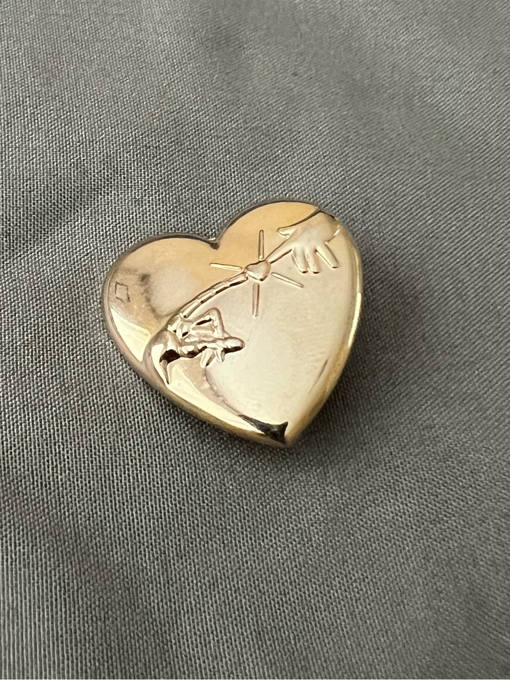 E.T. Collectible Pin